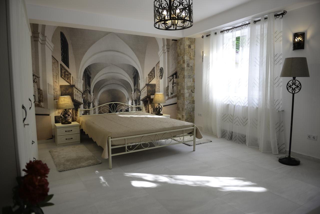 Old House Apartment Cluj-Napoca Ngoại thất bức ảnh